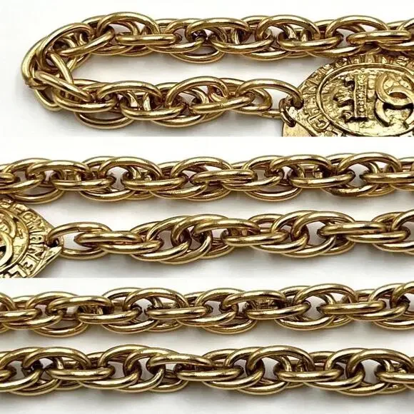 CHANEL Necklace